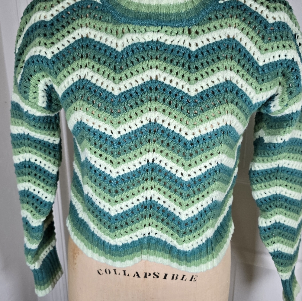 Hippie Rose Shades Of Green Crop Womens Sweater M‎ - Picture 2 of 9